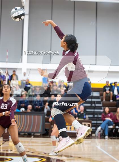 Thumbnail 2 in Scripps Ranch vs. Carlsbad (CIF SDS Division 1 Finals) photogallery.