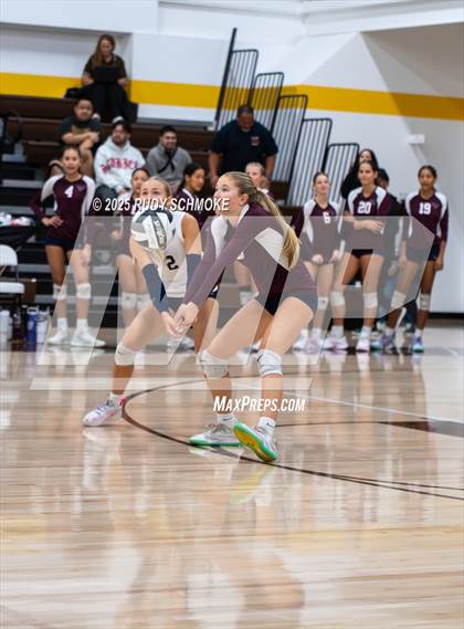 Thumbnail 3 in Scripps Ranch vs. Carlsbad (CIF SDS Division 1 Finals) photogallery.