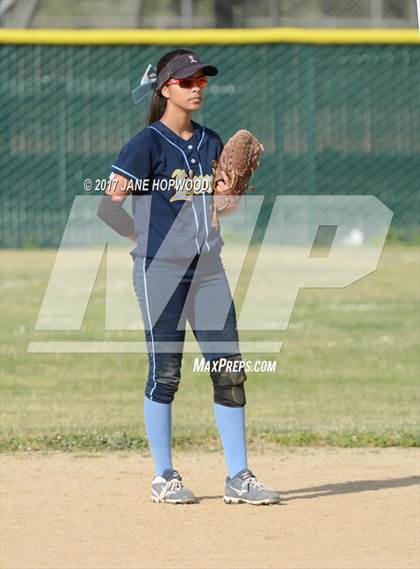 Thumbnail 2 in Live Oak vs. Leland photogallery.