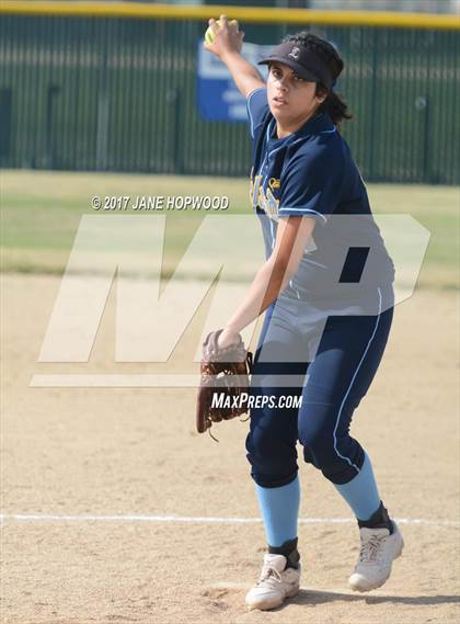 Thumbnail 2 in Live Oak vs. Leland photogallery.