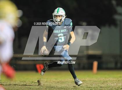 Thumbnail 2 in Taft vs Eagle Rock (CIF LACS D1 1st Rnd Playoff) photogallery.