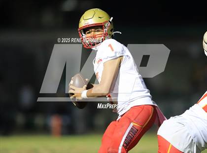 Thumbnail 1 in Taft vs Eagle Rock (CIF LACS D1 1st Rnd Playoff) photogallery.