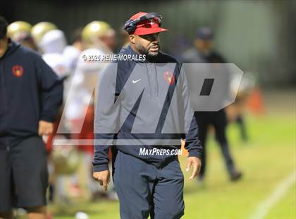 Thumbnail 2 in Taft vs Eagle Rock (CIF LACS D1 1st Rnd Playoff) photogallery.