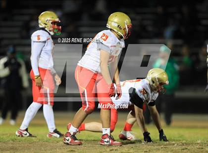 Thumbnail 2 in Taft vs Eagle Rock (CIF LACS D1 1st Rnd Playoff) photogallery.