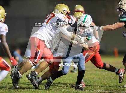 Thumbnail 2 in Taft vs Eagle Rock (CIF LACS D1 1st Rnd Playoff) photogallery.