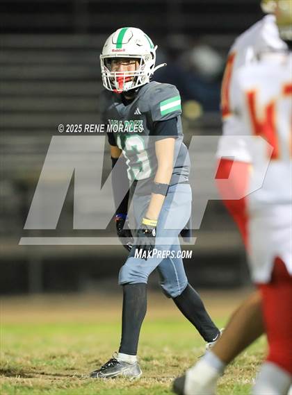 Thumbnail 1 in Taft vs Eagle Rock (CIF LACS D1 1st Rnd Playoff) photogallery.
