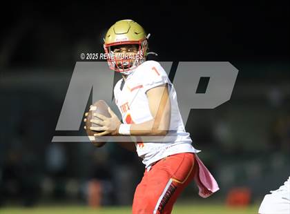 Thumbnail 3 in Taft vs Eagle Rock (CIF LACS D1 1st Rnd Playoff) photogallery.