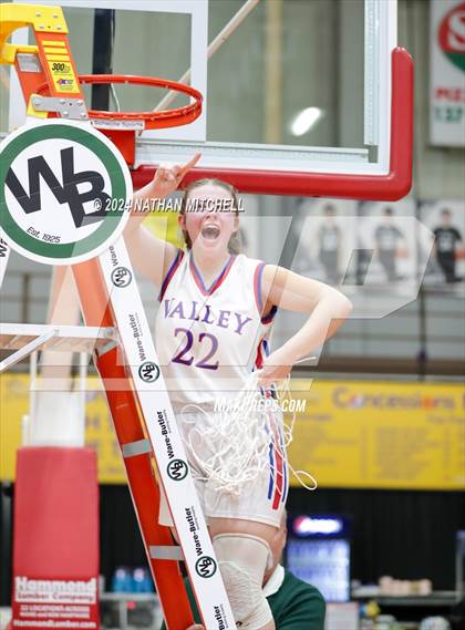 Thumbnail 1 in Waynflete vs. Valley (MPA Class D Regional Final) photogallery.