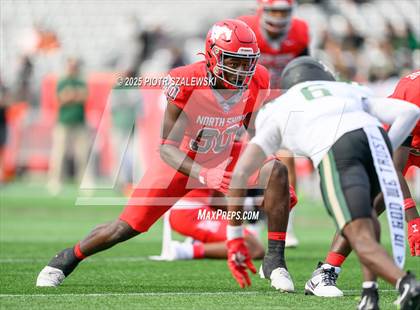 Thumbnail 1 in Cypress Falls vs. North Shore (UIL 6A D1 Football Regional) photogallery.