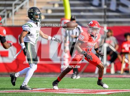 Thumbnail 2 in Cypress Falls vs. North Shore (UIL 6A D1 Football Regional) photogallery.