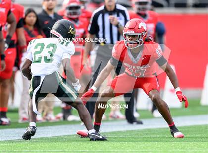 Thumbnail 2 in Cypress Falls vs. North Shore (UIL 6A D1 Football Regional) photogallery.