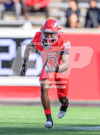 Thumbnail 1 in Cypress Falls vs. North Shore (UIL 6A D1 Football Regional) photogallery.