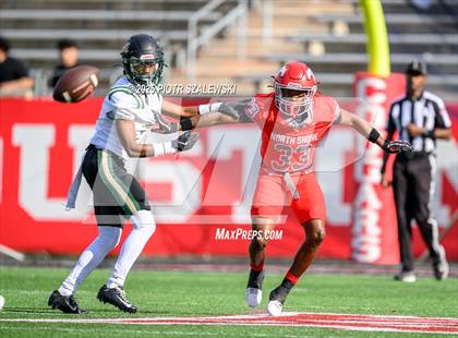 Thumbnail 1 in Cypress Falls vs. North Shore (UIL 6A D1 Football Regional) photogallery.
