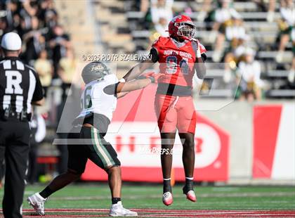 Thumbnail 2 in Cypress Falls vs. North Shore (UIL 6A D1 Football Regional) photogallery.