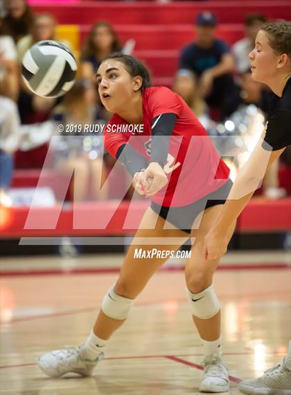 Thumbnail 3 in San Marcos vs. Santa Fe Christian (CIF SDS D1 Finals) photogallery.
