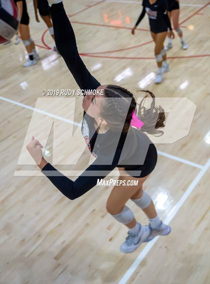 Thumbnail 2 in San Marcos vs. Santa Fe Christian (CIF SDS D1 Finals) photogallery.