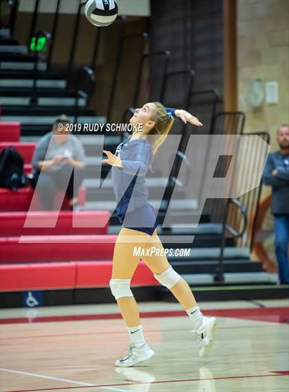 Thumbnail 3 in San Marcos vs. Santa Fe Christian (CIF SDS D1 Finals) photogallery.