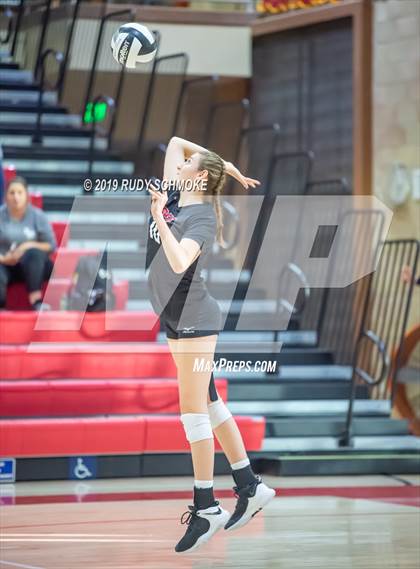 Thumbnail 3 in San Marcos vs. Santa Fe Christian (CIF SDS D1 Finals) photogallery.