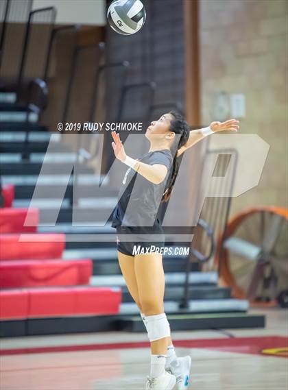 Thumbnail 1 in San Marcos vs. Santa Fe Christian (CIF SDS D1 Finals) photogallery.