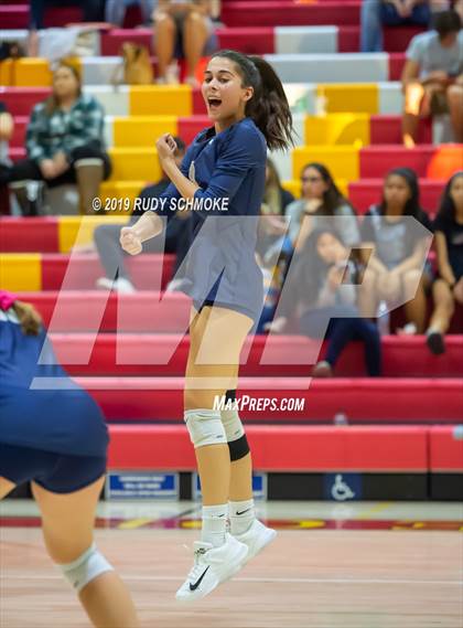 Thumbnail 3 in San Marcos vs. Santa Fe Christian (CIF SDS D1 Finals) photogallery.