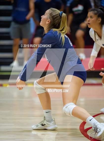 Thumbnail 2 in San Marcos vs. Santa Fe Christian (CIF SDS D1 Finals) photogallery.