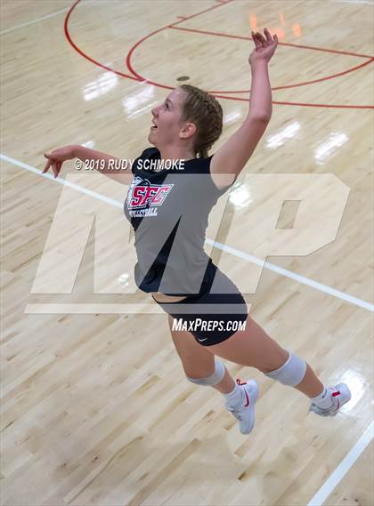 Thumbnail 2 in San Marcos vs. Santa Fe Christian (CIF SDS D1 Finals) photogallery.