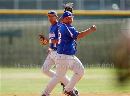 Thumbnail 1 in Keller vs. Temple (Georgetown Invitational) photogallery.