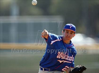 Thumbnail 2 in Keller vs. Temple (Georgetown Invitational) photogallery.