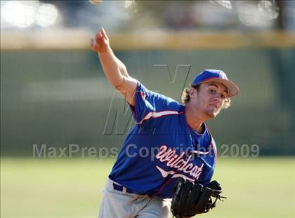 Thumbnail 2 in Keller vs. Temple (Georgetown Invitational) photogallery.