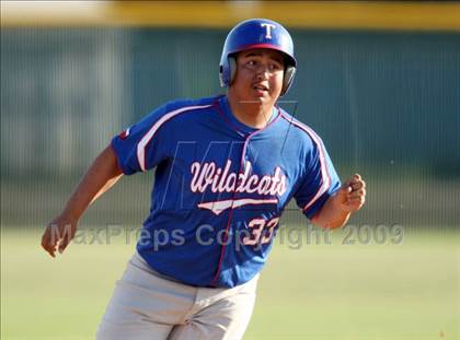 Thumbnail 2 in Keller vs. Temple (Georgetown Invitational) photogallery.