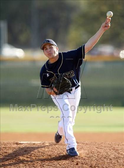 Thumbnail 2 in Keller vs. Temple (Georgetown Invitational) photogallery.