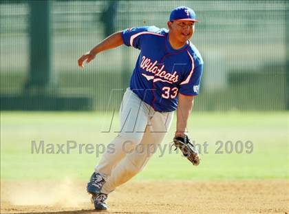 Thumbnail 1 in Keller vs. Temple (Georgetown Invitational) photogallery.