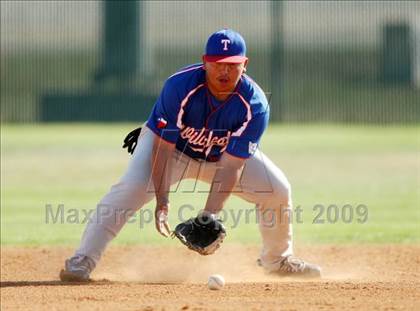 Thumbnail 3 in Keller vs. Temple (Georgetown Invitational) photogallery.