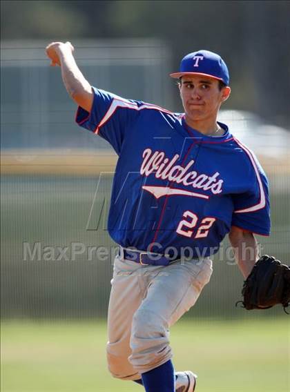 Thumbnail 1 in Keller vs. Temple (Georgetown Invitational) photogallery.