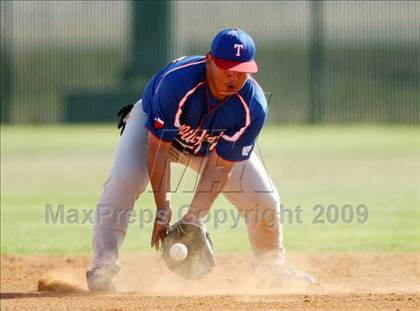 Thumbnail 1 in Keller vs. Temple (Georgetown Invitational) photogallery.