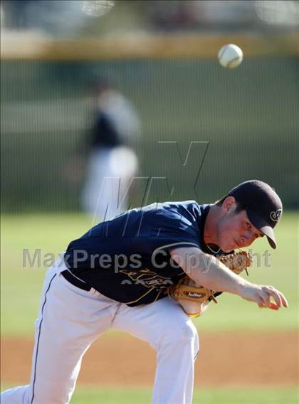 Thumbnail 2 in Keller vs. Temple (Georgetown Invitational) photogallery.