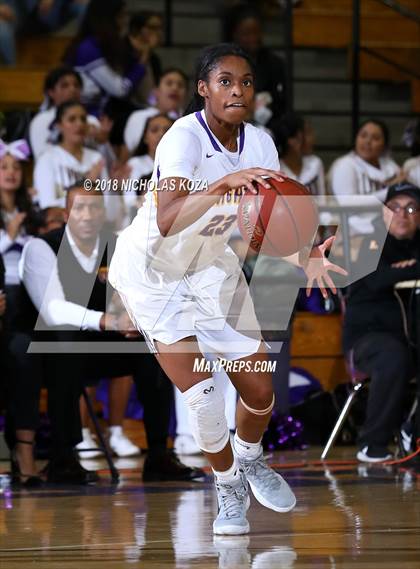 Thumbnail 3 in JSerra Catholic vs. Lynwood (CIF SS Division 2AA Playoffs) photogallery.