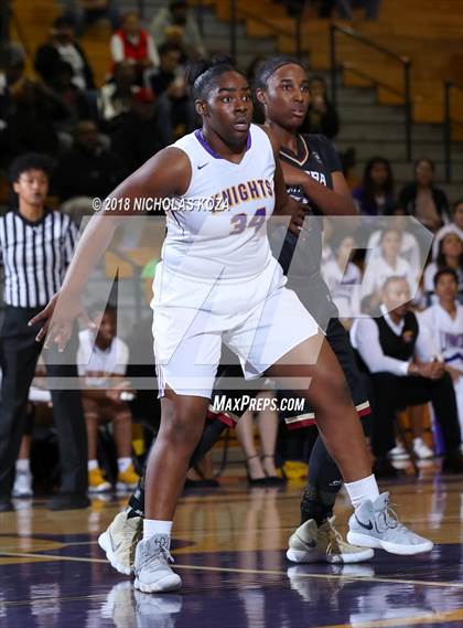 Thumbnail 1 in JSerra Catholic vs. Lynwood (CIF SS Division 2AA Playoffs) photogallery.