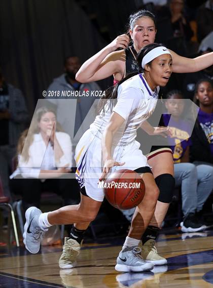 Thumbnail 2 in JSerra Catholic vs. Lynwood (CIF SS Division 2AA Playoffs) photogallery.