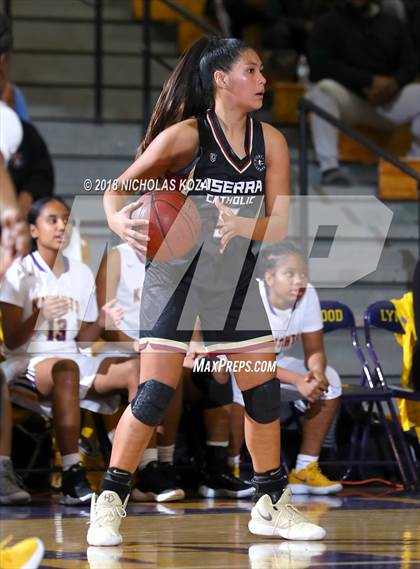 Thumbnail 2 in JSerra Catholic vs. Lynwood (CIF SS Division 2AA Playoffs) photogallery.