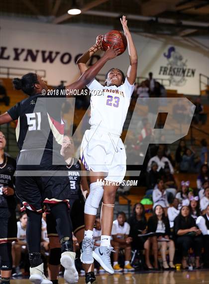 Thumbnail 3 in JSerra Catholic vs. Lynwood (CIF SS Division 2AA Playoffs) photogallery.