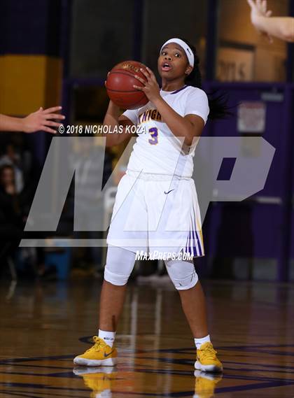 Thumbnail 1 in JSerra Catholic vs. Lynwood (CIF SS Division 2AA Playoffs) photogallery.