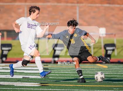 Thumbnail 3 in Issaquah @ Mariner (WIAA 4A Wes-King 3rd Place) photogallery.