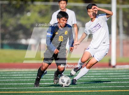 Thumbnail 3 in Issaquah @ Mariner (WIAA 4A Wes-King 3rd Place) photogallery.