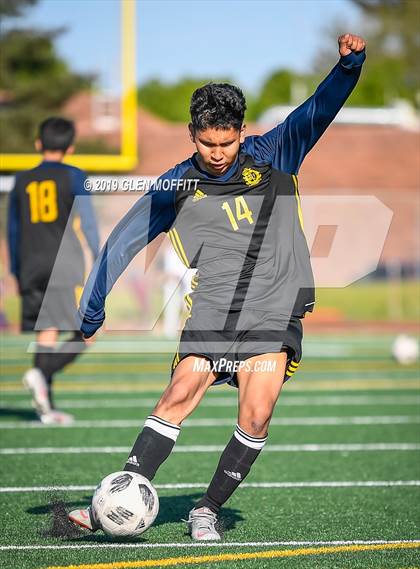Thumbnail 2 in Issaquah @ Mariner (WIAA 4A Wes-King 3rd Place) photogallery.