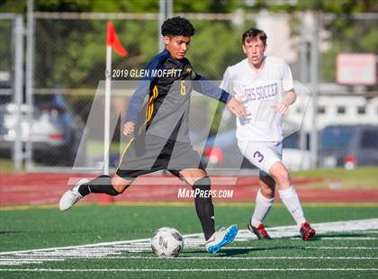 Thumbnail 1 in Issaquah @ Mariner (WIAA 4A Wes-King 3rd Place) photogallery.