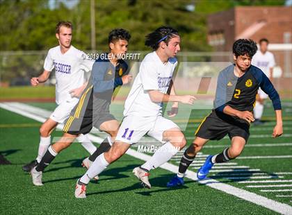 Thumbnail 2 in Issaquah @ Mariner (WIAA 4A Wes-King 3rd Place) photogallery.