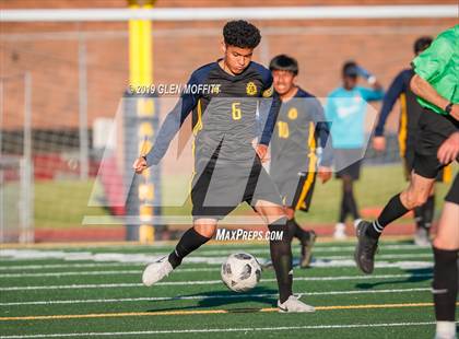 Thumbnail 1 in Issaquah @ Mariner (WIAA 4A Wes-King 3rd Place) photogallery.