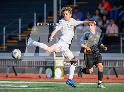 Thumbnail 1 in Issaquah @ Mariner (WIAA 4A Wes-King 3rd Place) photogallery.