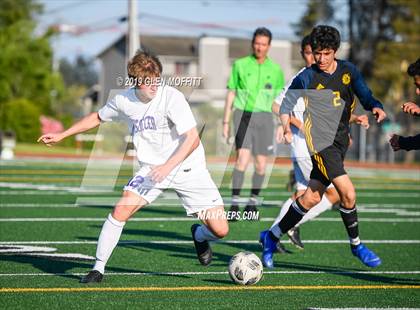 Thumbnail 1 in Issaquah @ Mariner (WIAA 4A Wes-King 3rd Place) photogallery.